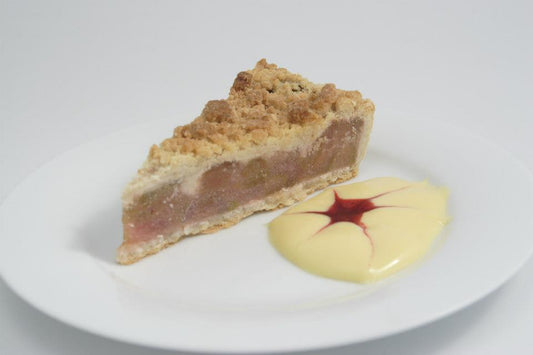 Rhubarb and Strawberry Crumble. 14 ptn. Frozen - CMKfoods
